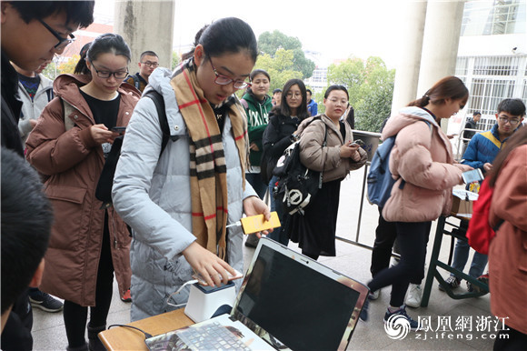 1513067948801002.jpg a38f12d3-adb2-4cef-b54c-24818d4feae0_size101_w580_h386.jpg